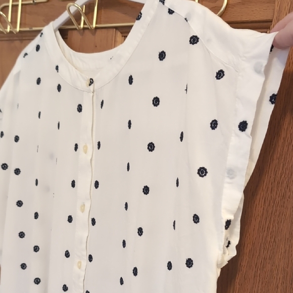 LOFT Polka Dot Button-Up Blouse With Cute Criss-Cross Detail On Back - Picture 4 of 8